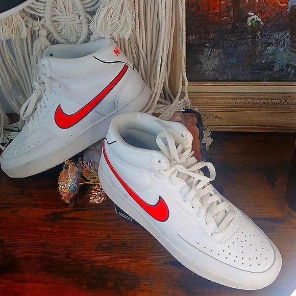 UniNike Court Vision High top White Sneakers with Red Swoosh 11.5 Wmz- Mens 10 - Picture 9 of 9
